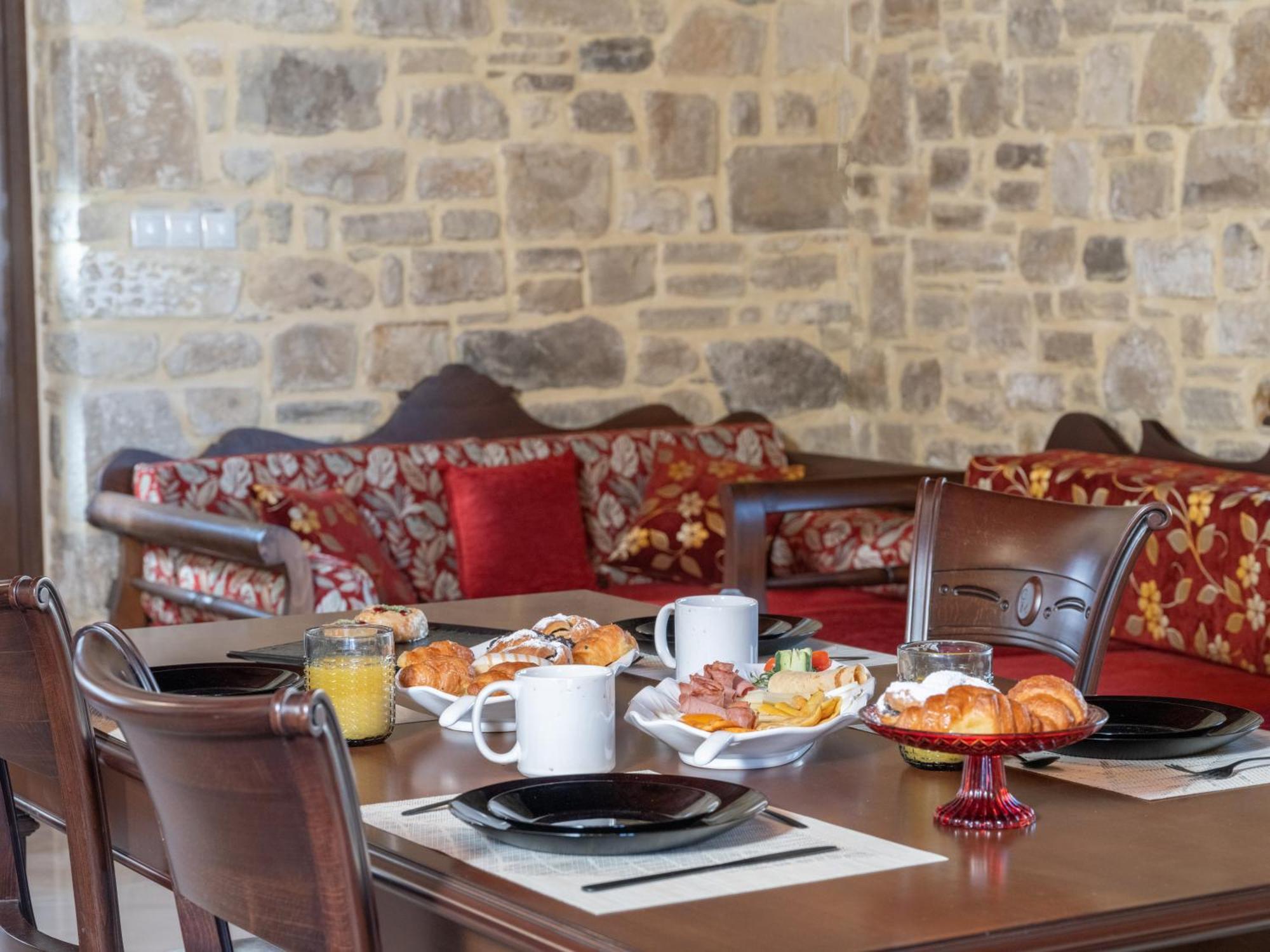 Draganigo Luxury Stone Houses 40 Min From Matala Ano Moulia Екстериор снимка